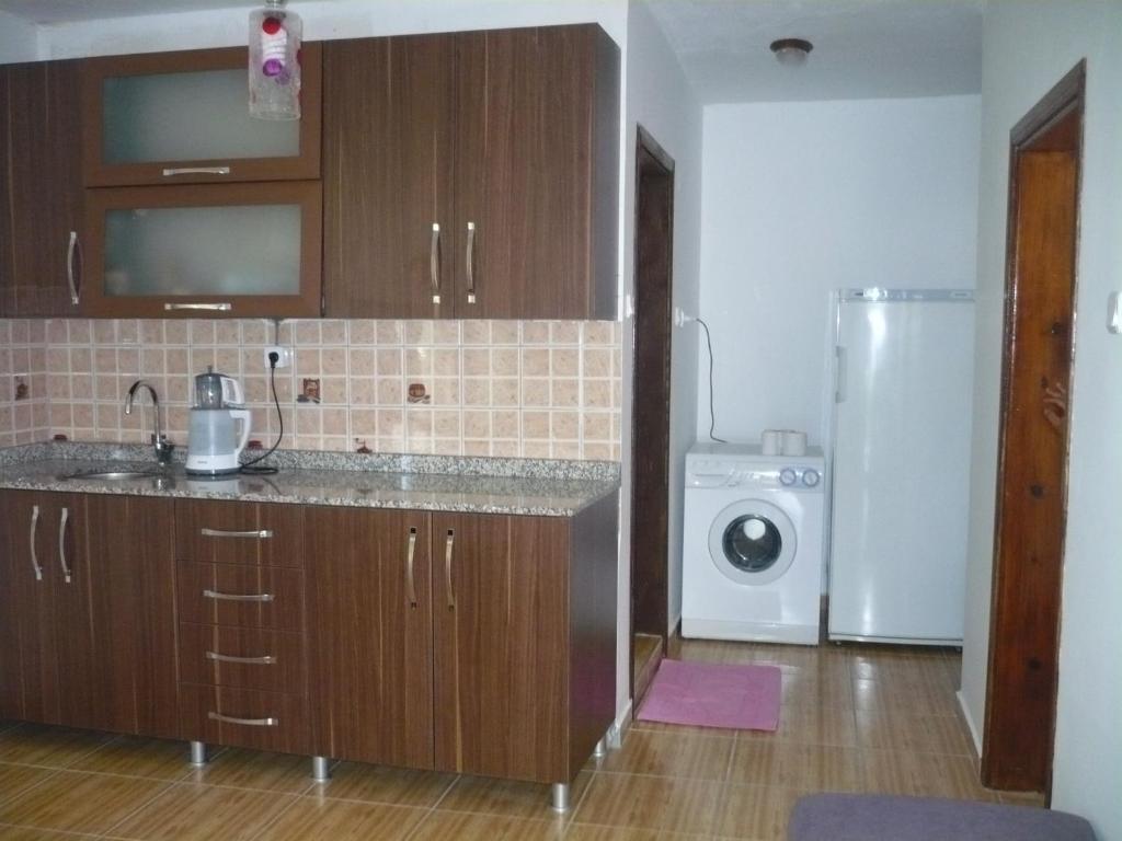 Kiyi Pansiyon Cirali Quarto foto